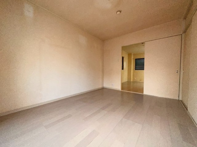 【洋室】 | ヴィラオリエント