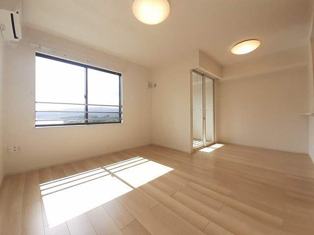 椿の居間・リビング