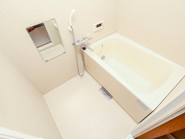 ラ・セゾンソレイユの浴室|オートバス・追い焚き