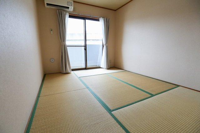 ラ・セゾンソレイユの和室|和室