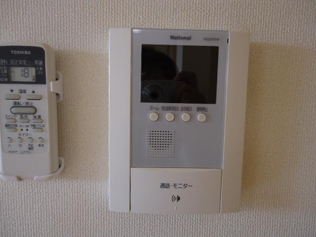 ウイステリアハウスのセキュリティ|カメラ付インターホン（イメージ）