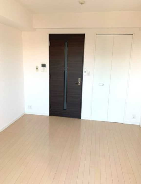 エコロジー都立大学レジデンス　分譲賃貸　敷金０　礼金０の居間・リビング