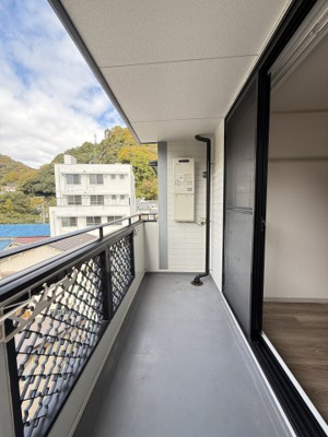 【バルコニー】 | イーストヒルズ平野