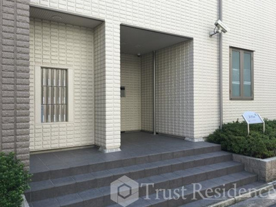 【エントランス】 | B-Flat