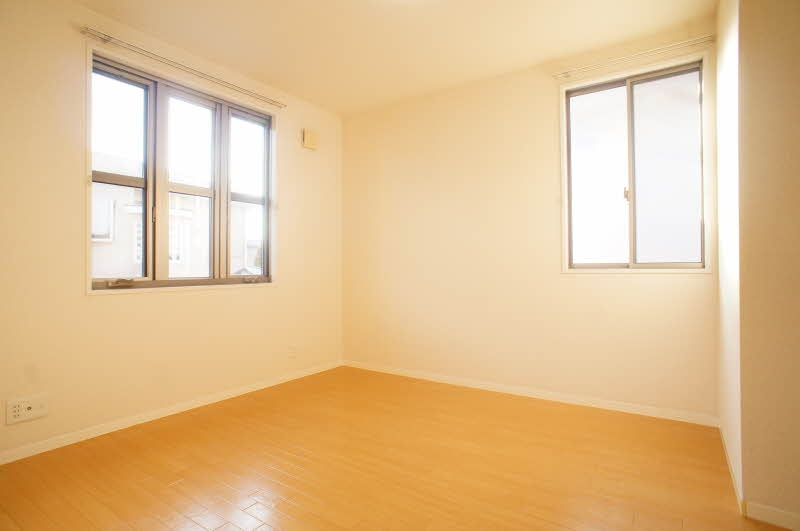 ツバサハイツ Aの洋室|6.1帖洋室　WIC付