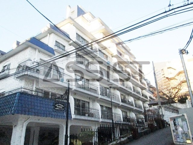 秀和桜丘レジデンスの外観