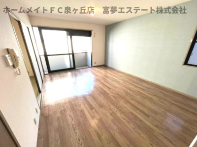 【居間・リビング】 | ドミール | ※イメージ　同物件別号室の写真