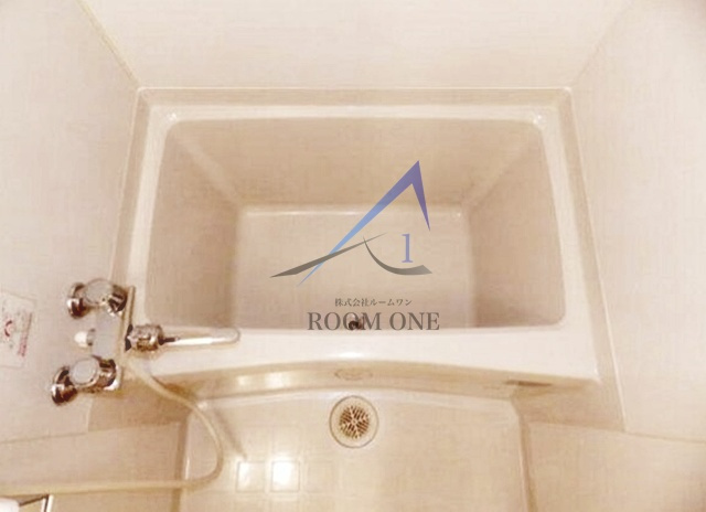 メゾンサンパの浴室|お風呂です。