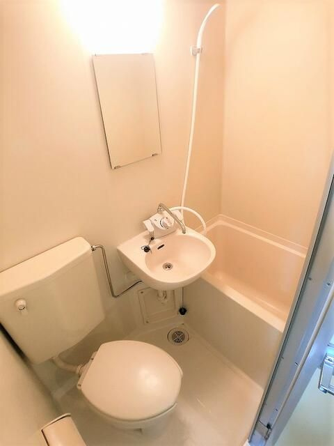 アーデル町屋の浴室