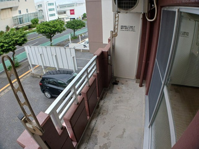 【バルコニー】 | ゴールドキャッスルⅡ | 落ち着いた時間を過ごせるバルコニーです