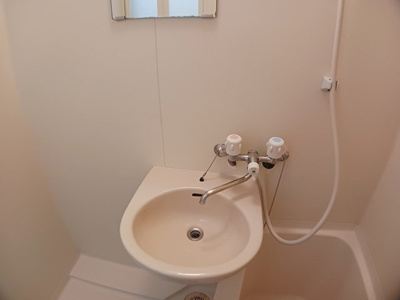 【洗面所】 | ゴールドキャッスルⅡ | コンパクトで使いやすい洗面所