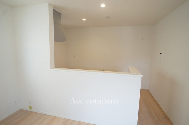 【前面道路含む現地写真】 | 八尾市山本町北7丁目　【1号棟/全2棟】 | 【前面道路：幅員約4.57ｍ☆】