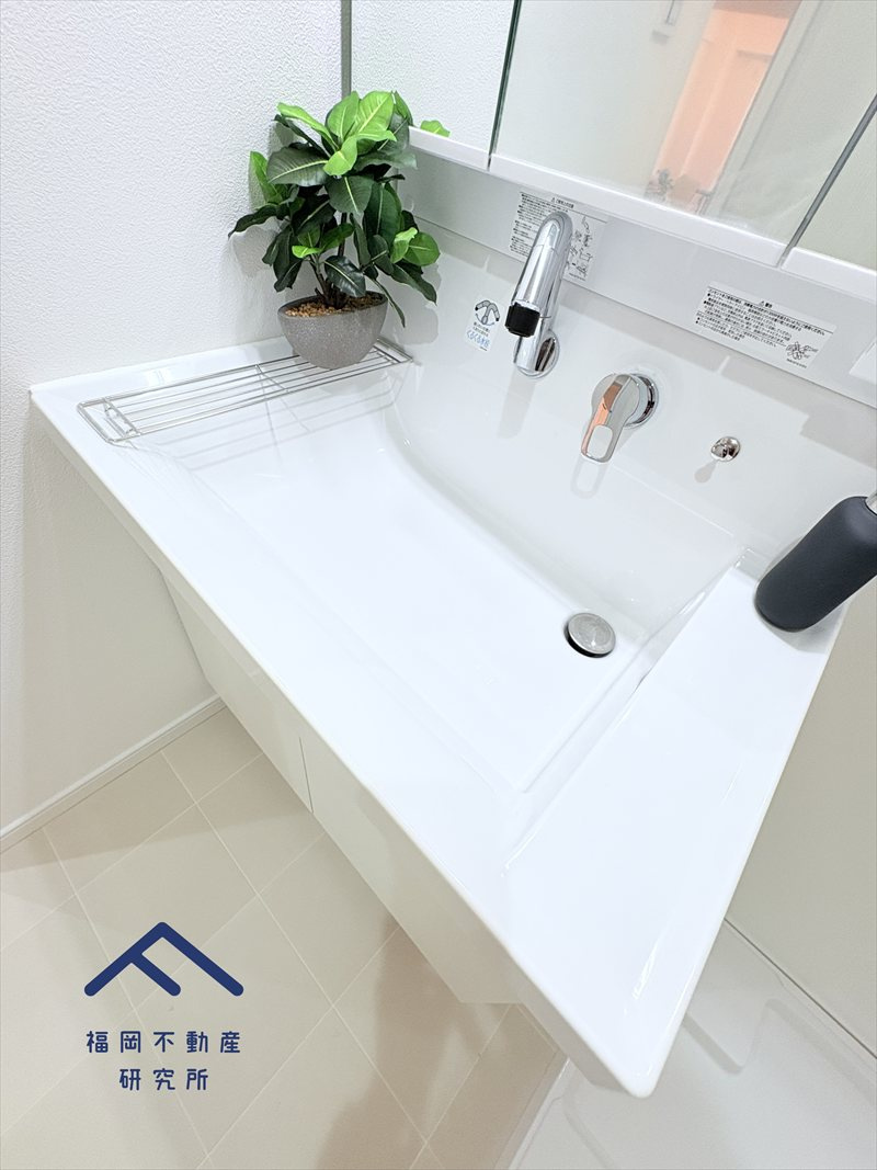 住吉ハイツの独立洗面台