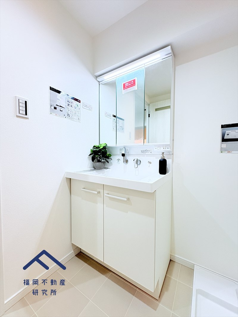 住吉ハイツの独立洗面台