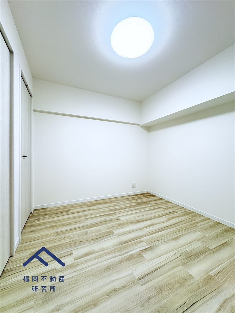 住吉ハイツの洋室