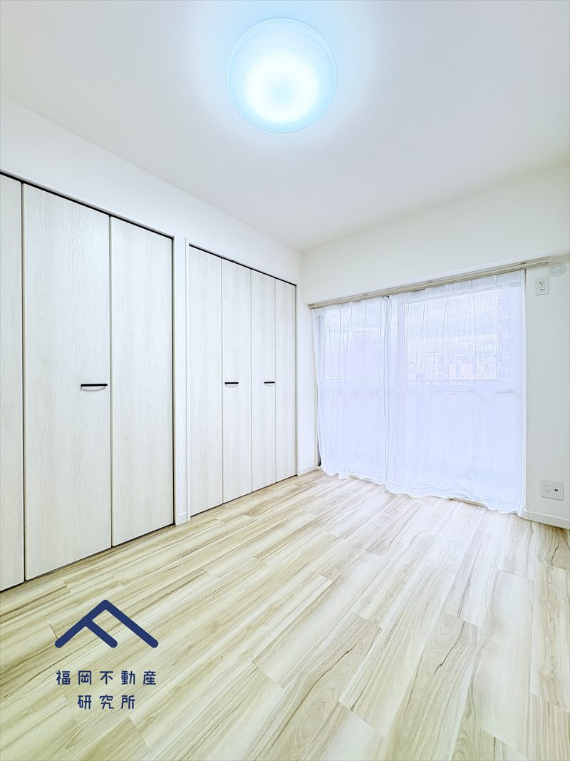 住吉ハイツの洋室