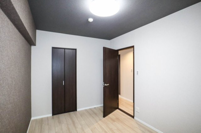 【寝室】 | メロディーハイム八戸ノ里 | 洋室６．０帖　クローゼットがあります