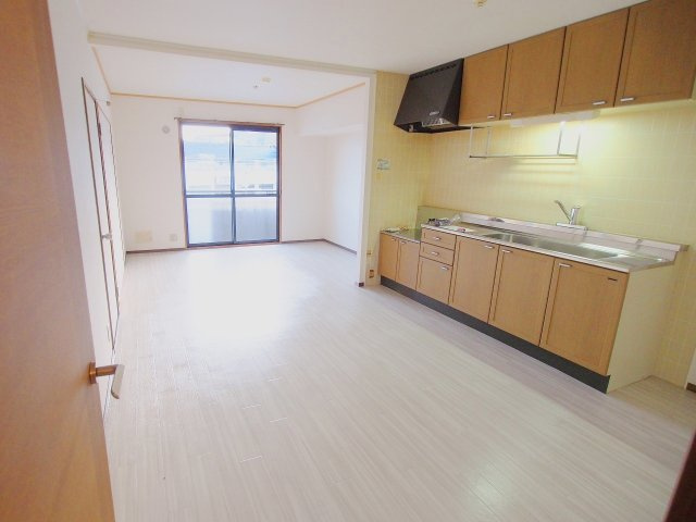 セジュールＮＡＫＡＭＵＲＡの居間・リビング