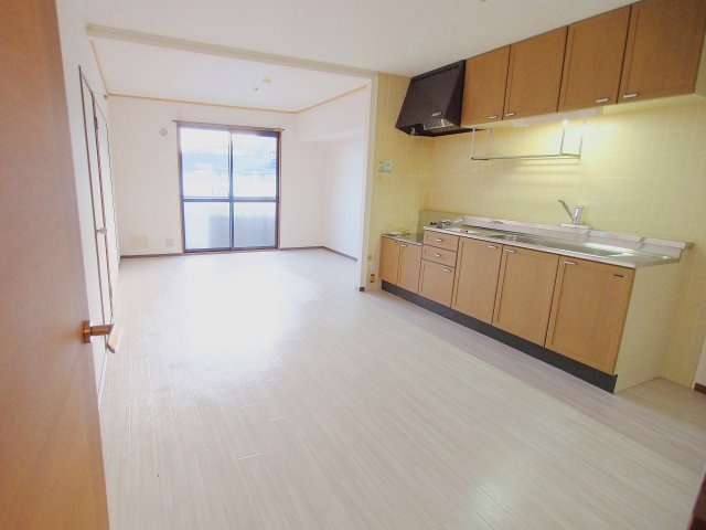 セジュールＮＡＫＡＭＵＲＡの居間・リビング