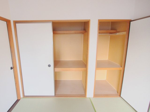 セジュールＮＡＫＡＭＵＲＡの収納