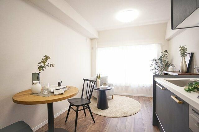 小平市花小金井南町２丁目の中古マンションの居間・リビング