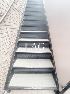 【その他共用部分】 | メゾンヒルズ | 共用階段です。