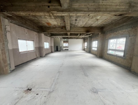 LOTUS庄内ビルの内装