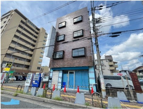 LOTUS庄内ビルの外観