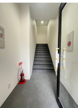 LOTUS庄内ビルの内装