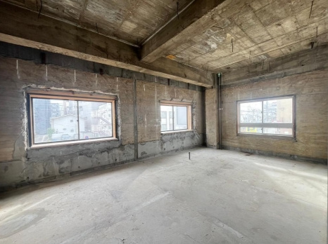 LOTUS庄内ビルの内装