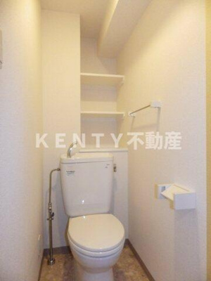 【トイレ】 | ロンスリー・ウエスト | 清潔感のあるトイレです