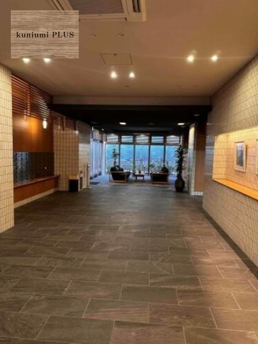 サンフォーリーフタウン桜ノ宮サンミットコートのエントランス