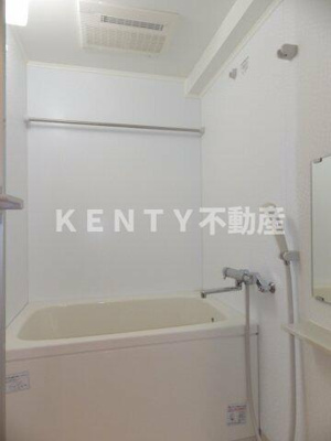 【浴室】 | ロンスリー・ウエスト | 日々の疲れを癒すお風呂付です