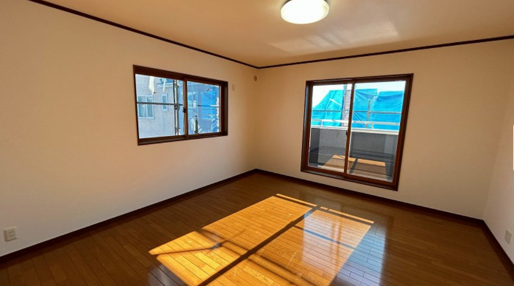 【中古】伊勢崎市西久保町１丁目　４LDKの洋室