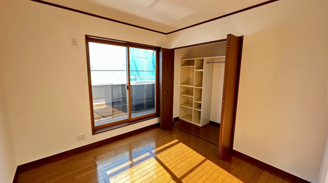 【中古】伊勢崎市西久保町１丁目　４LDKの洋室