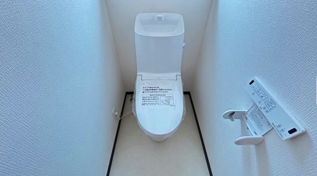【中古】伊勢崎市西久保町１丁目　４LDKのトイレ