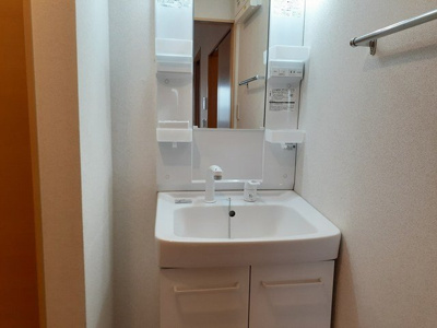 【洗面所】 | スイートタウンＥ | コンパクトで使いやすい洗面所