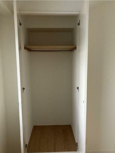 秀和都立大レジデンス　最上階　角部屋　礼金0　南向きの収納