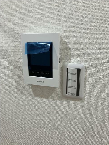 秀和都立大レジデンス　最上階　角部屋　礼金0　南向きのセキュリティ