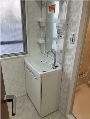 秀和都立大レジデンス　最上階　角部屋　礼金0　南向きの洗面所