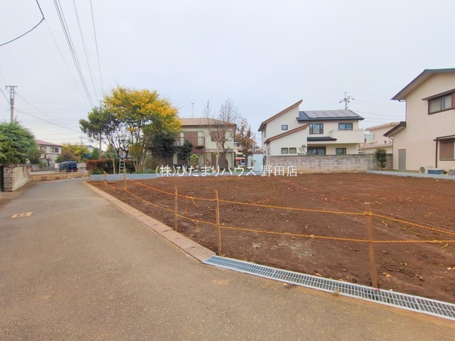 江戸川台東1丁目210番　新築　A号棟の前面道路含む現地写真|2025年11月現地写真です(^^)　一方 ： 西 4m 公道