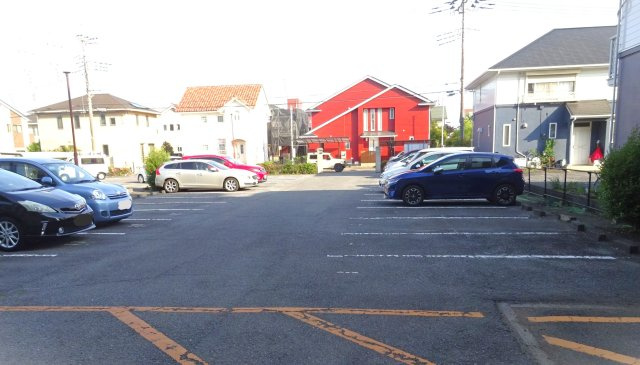 プロスペリアつくばの駐車場