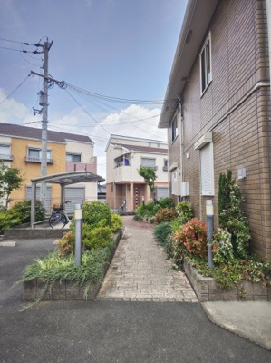 【エントランス】 | コンフォート東寝屋川 | 建物の内部です