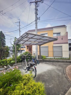 【その他共用部分】 | コンフォート東寝屋川 | 駐輪場です