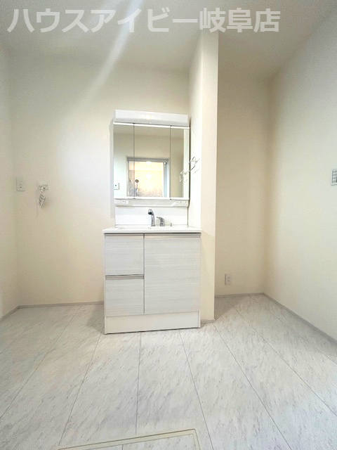 【独立洗面台】の画像