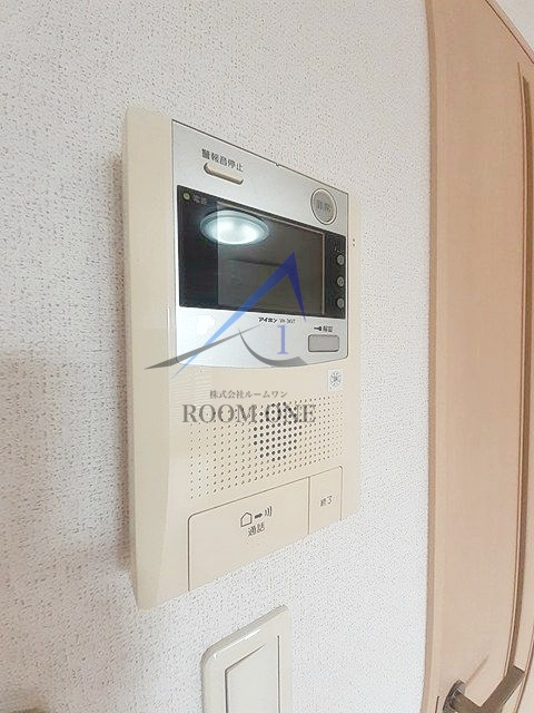 ＡＱＵＡ　ＧＡＲＤＥＮ今戸のセキュリティ|モニター付きインターホンです。