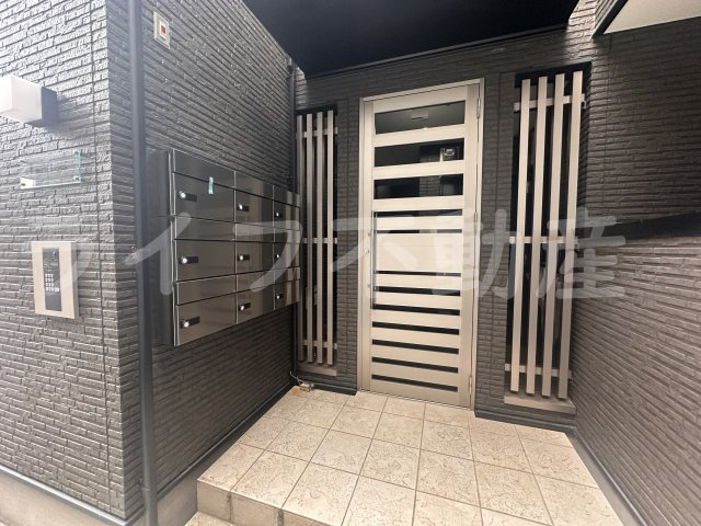 F MIRAI LEPUSのエントランス|毎日通るエントランスはこのようになっています