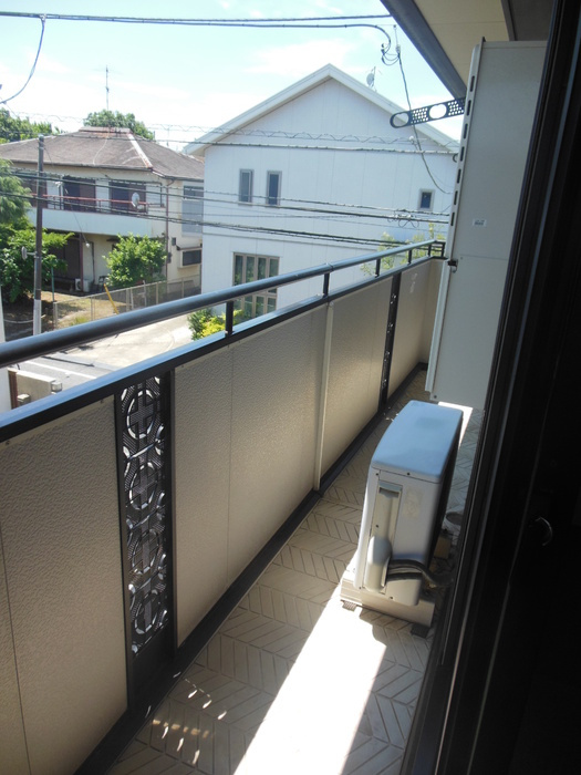 ＬＡ ＣＯＮＦＯＲのバルコニー