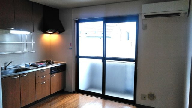 ＬＡ ＣＯＮＦＯＲの居間・リビング