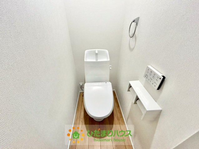 白岡市岡泉　新築一戸建て　リナージュのトイレ